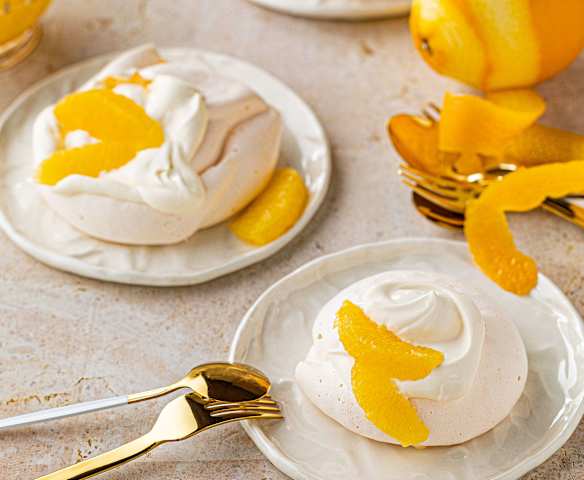 Mini pavlovas à l’orange