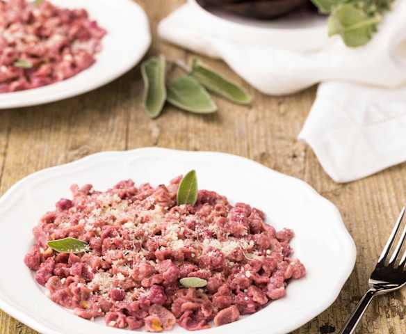 Spatzle alla barbabietola