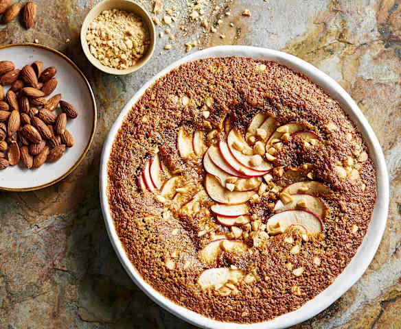 Bolo de maçã, amêndoa e aveia