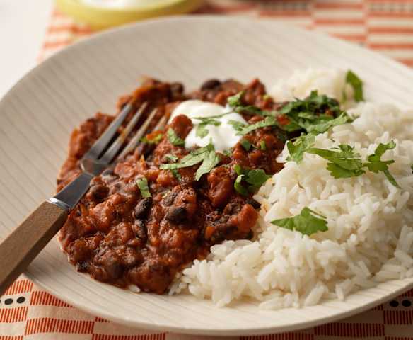 Szybki gulasz z chorizo i fasoli