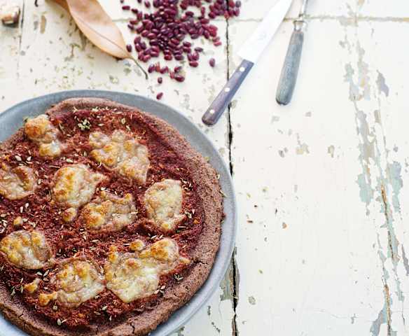 Piza Marguerita com base de feijão