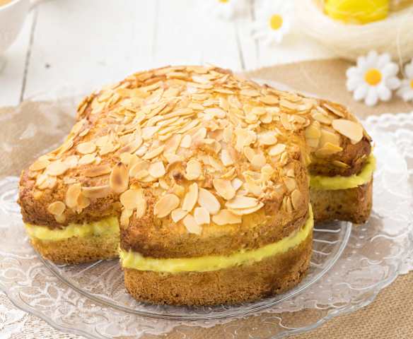 Colomba con crema al limoncello