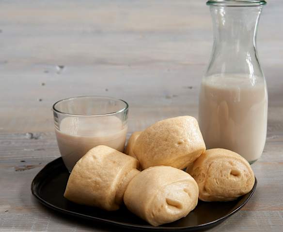 Mantou Buns with Soya Milk (TM6 Metric) Mantou Buns with Soya Milk (TM6 Metric)