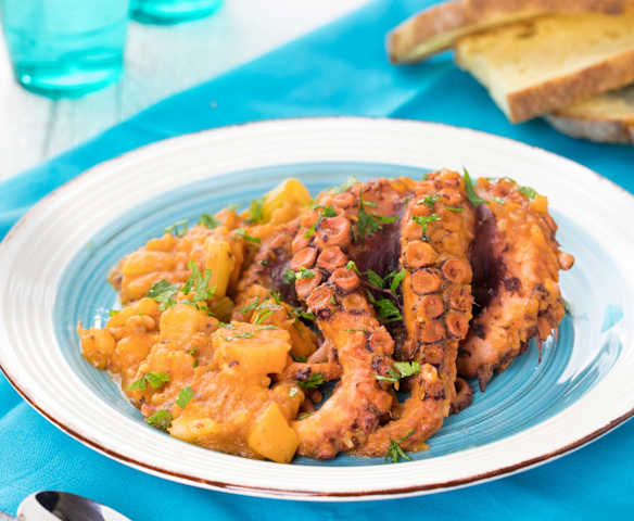 Polpo con patate alla salentina Polpo con patate alla salentina