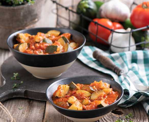 Cukinia w pomidorach