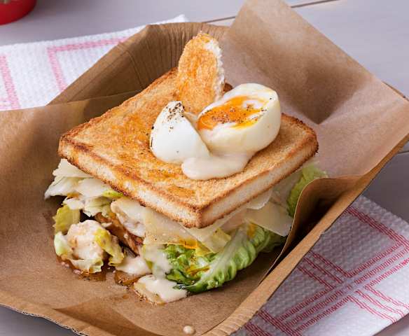 Sándwich de ensalada César