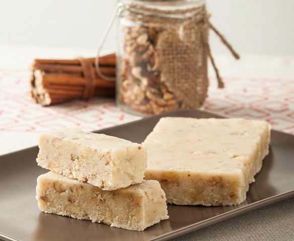 Turrón de nata y nueces