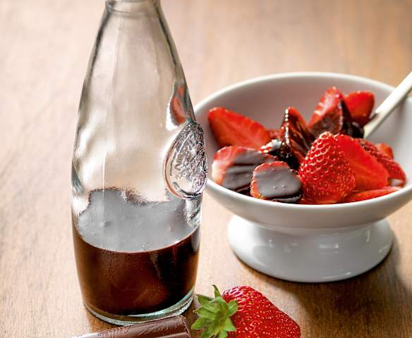 Chocolate syrup