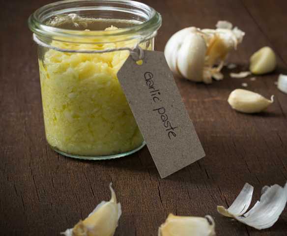 Garlic paste