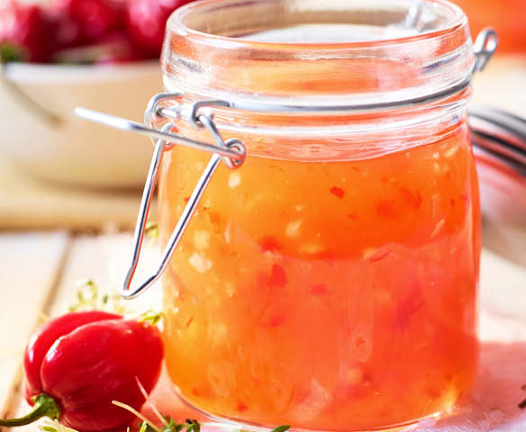 Sladká chilli omáčka Sladká chilli omáčka