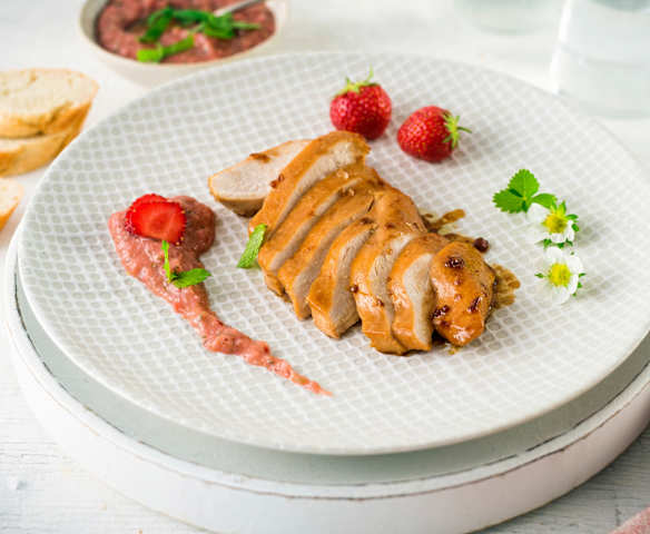 Hühnerfilets mit Erdbeersalsa Hühnerfilets mit Erdbeersalsa