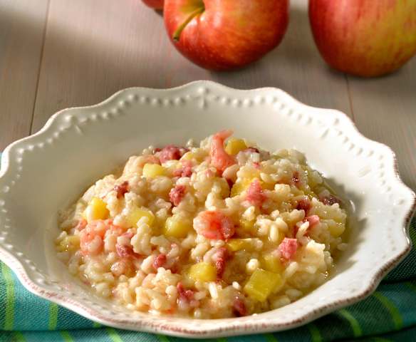 Risotto gamberi, salsiccia e mele