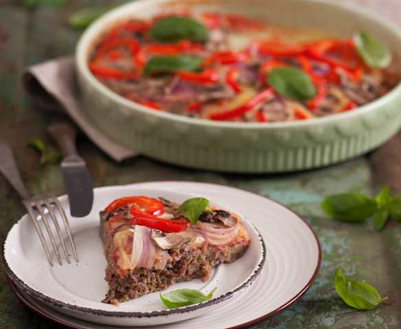 Mizza (pizza na mięsnym spodzie)