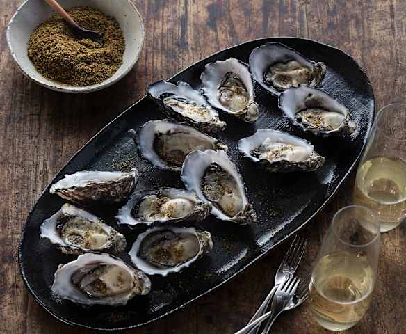 Shichimi togarashi oysters