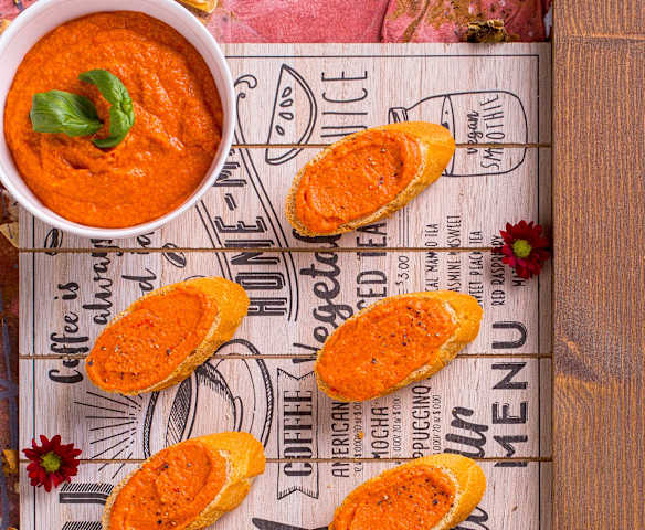 Hummus di ceci e peperoni (senza lattosio) Hummus di ceci e peperoni (senza lattosio)