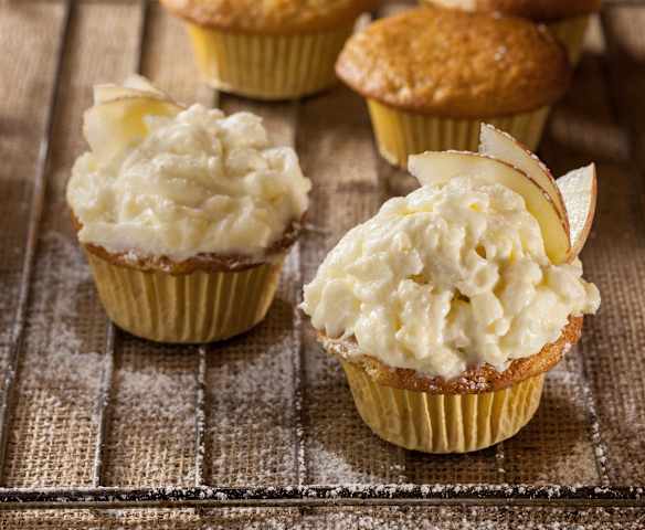 Cupcake al farro, mele e nocciole