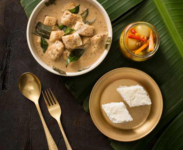 Sour Fish Curry (Fish Ambul Thiyal)