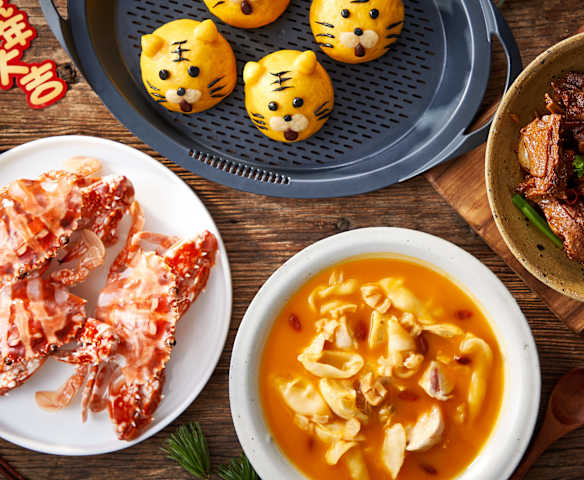 生炒鹅肉/金汤花胶鸡/清蒸花蟹/小老虎奶黄包