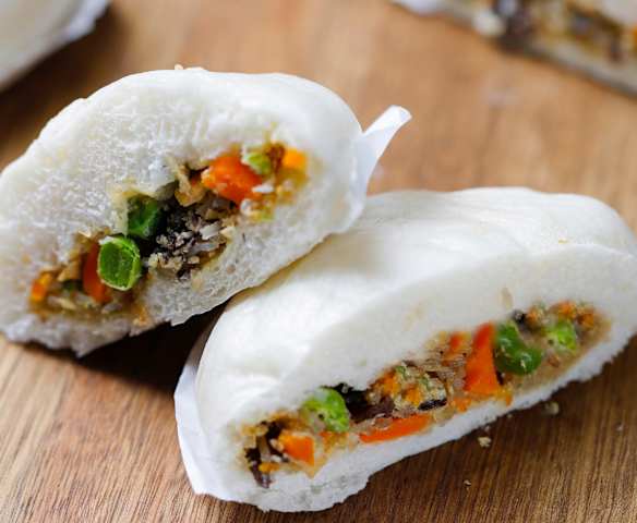 Bánh bao nhân nấm chay
