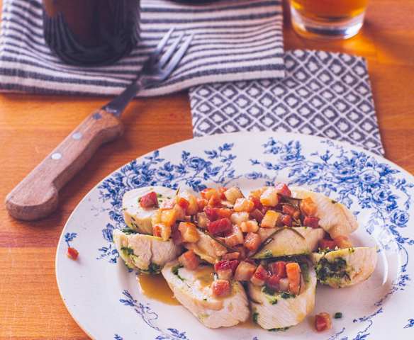 Involtini di pollo in salsa di birra