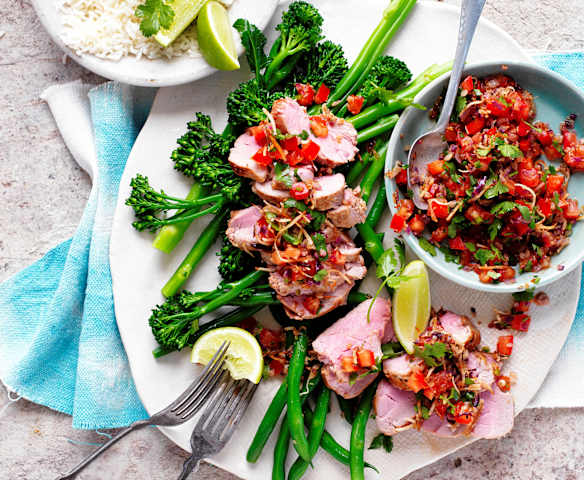 Pork with Chili and Coconut Relish (Diabetes) Pork with Chili and Coconut Relish (Diabetes)