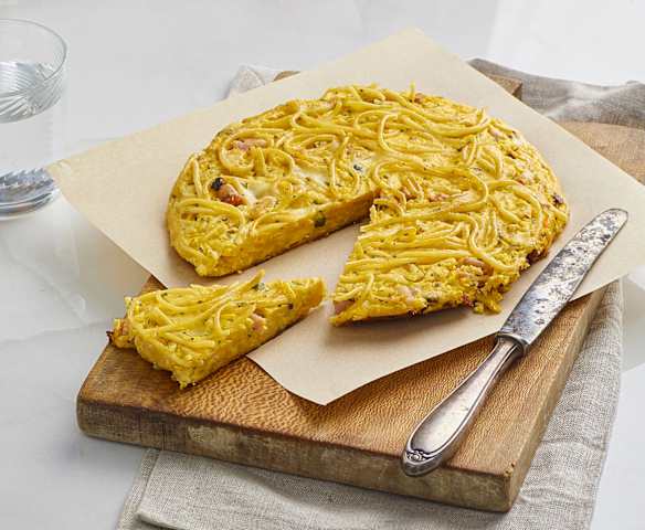 Frittata di pasta avanzata Frittata di pasta avanzata