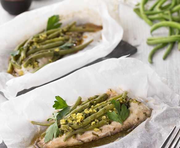 Filetti di orata al tè e zenzero con fagiolini