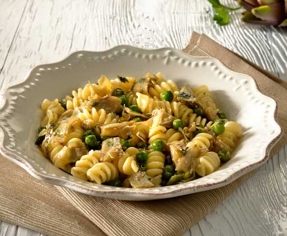 Fusilli mit Artischocken und Erbsen Fusilli mit Artischocken und Erbsen