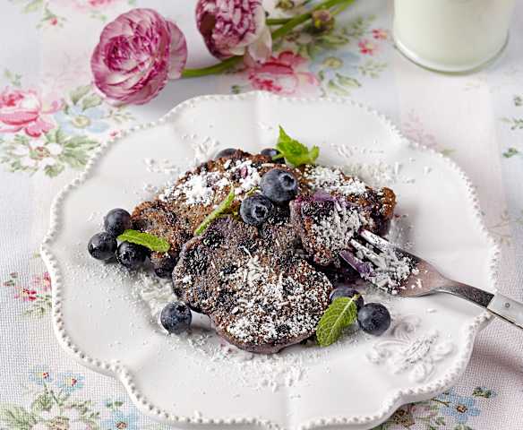 Moosbeer-Kokos-Nocken