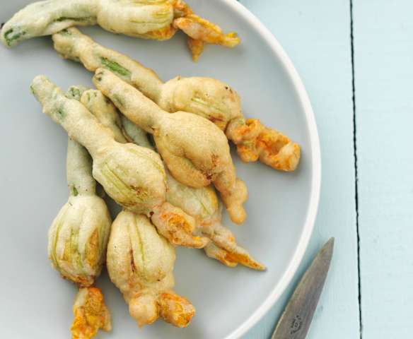 Flores de curgete recheadas