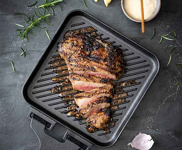 Flank steak with horseradish cream sauce