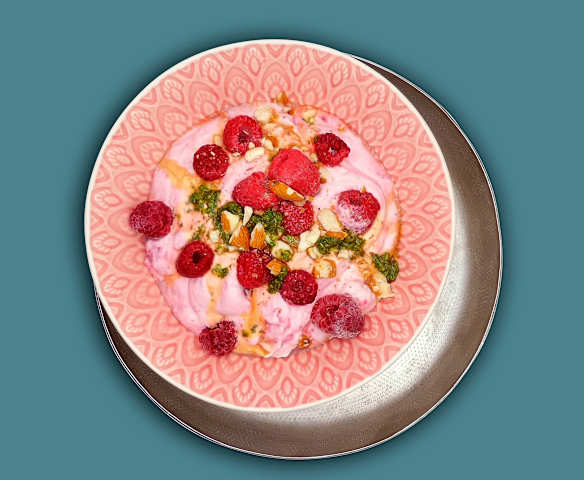 Himbeer-Traum mit Minz-Pesto