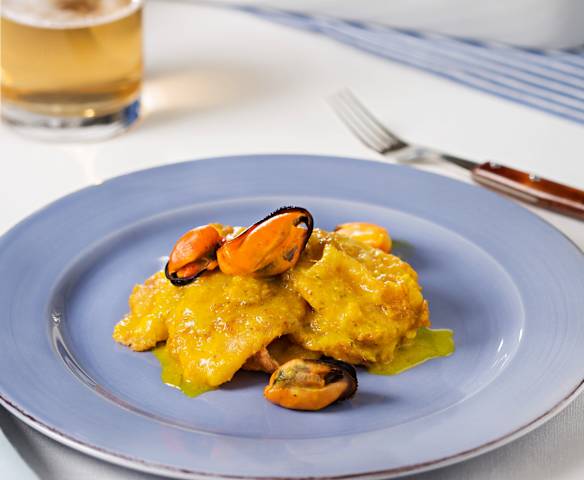 Patatas rebozadas con mejillones