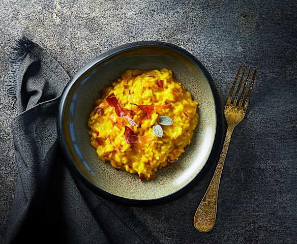 Risotto zafferano e speck Risotto zafferano e speck