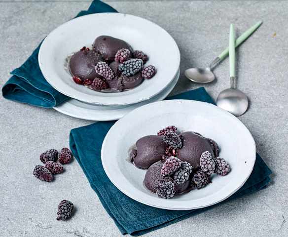 George Calombaris' Licorice Ice Cream with Blackberries George Calombaris' Licorice Ice Cream with Blackberries