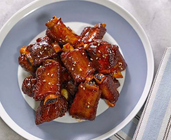 Sweet and sour pork ribs Sweet and sour pork ribs