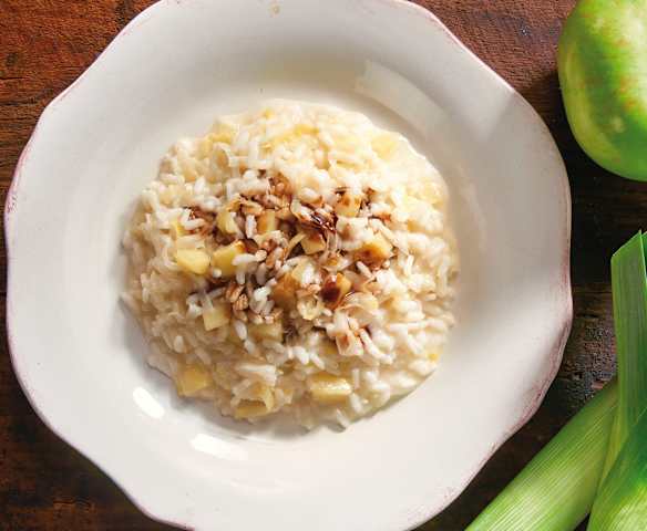 Risotto bianco con porri e mela