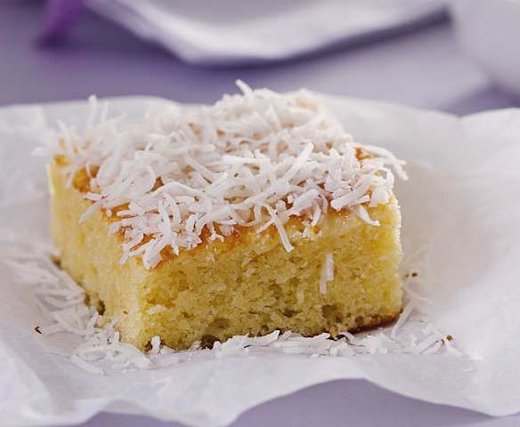 Bolo de coco gelado