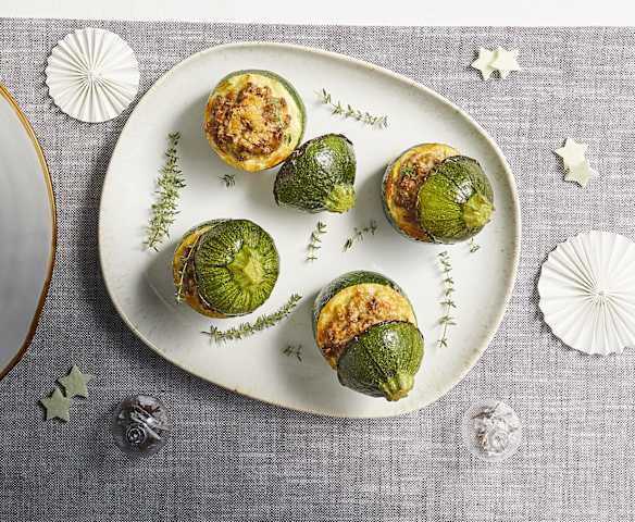 Zucchine ripiene di cotechino