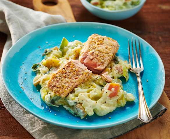 Panierter Körner-Lachs mit Porree-Kartoffel-Stampf