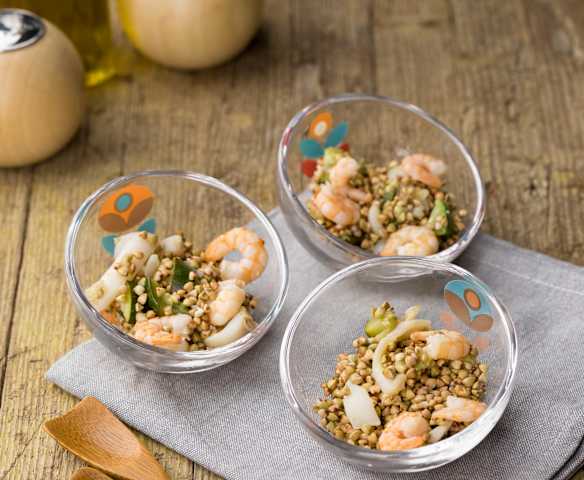 Insalata di grano saraceno calamari e gamberi