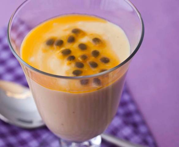 Mousse de maracujá Mousse de maracujá