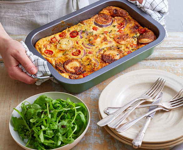 Clafoutis aux tomates, oignons rouges et chèvre