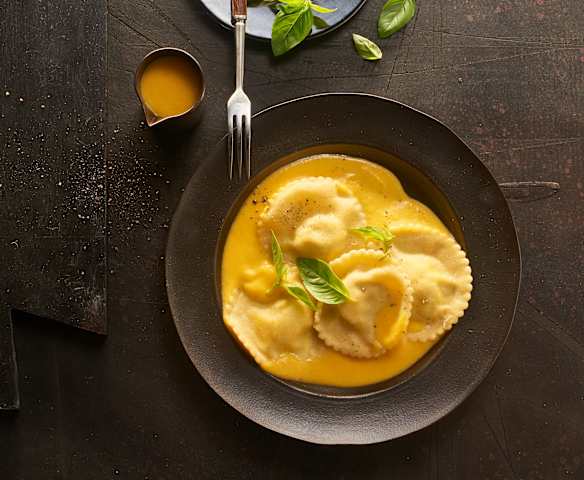 Ravioli mit Ricotta-Käse-Füllung