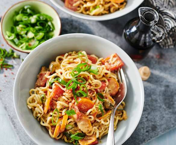 Asia-Nudeln mit Gemüse