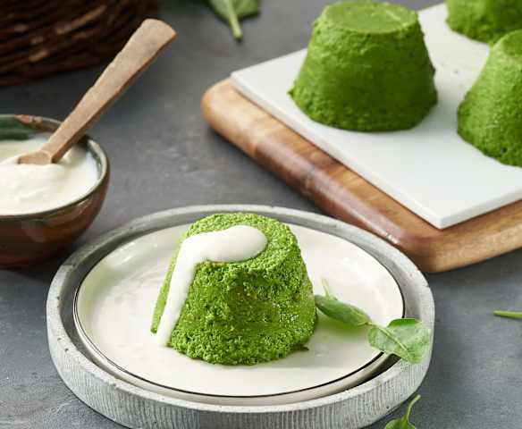 Flanes de espinacas, queso y atún