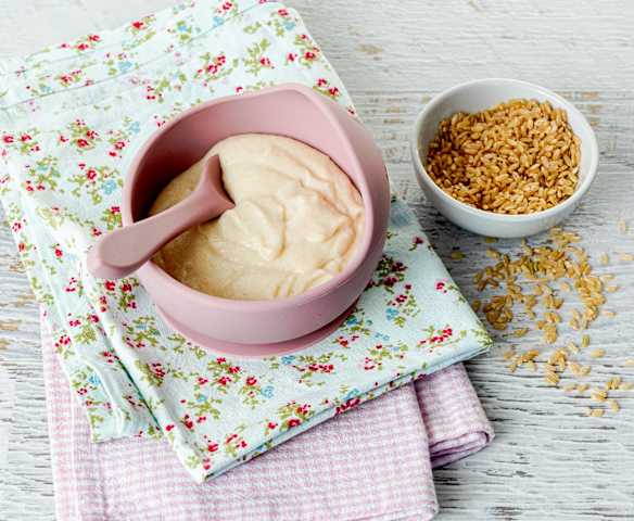 Baby rice porridge (first foods)