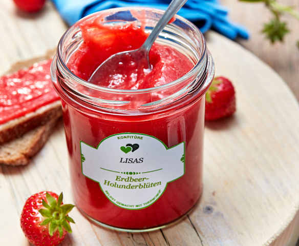 Erdbeer-Holunderblüten-Konfitüre