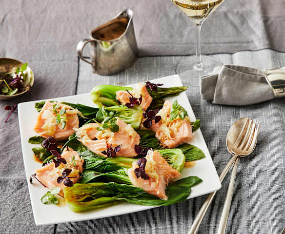 Lachs mit Pak Choi und Ponzusauce