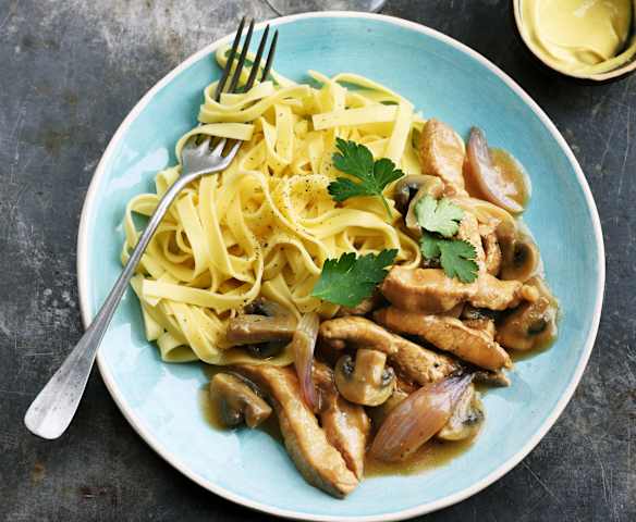 Veau aux champignons, moutarde et tagliatelle